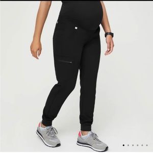 Figs maternity jogger scrub bottom